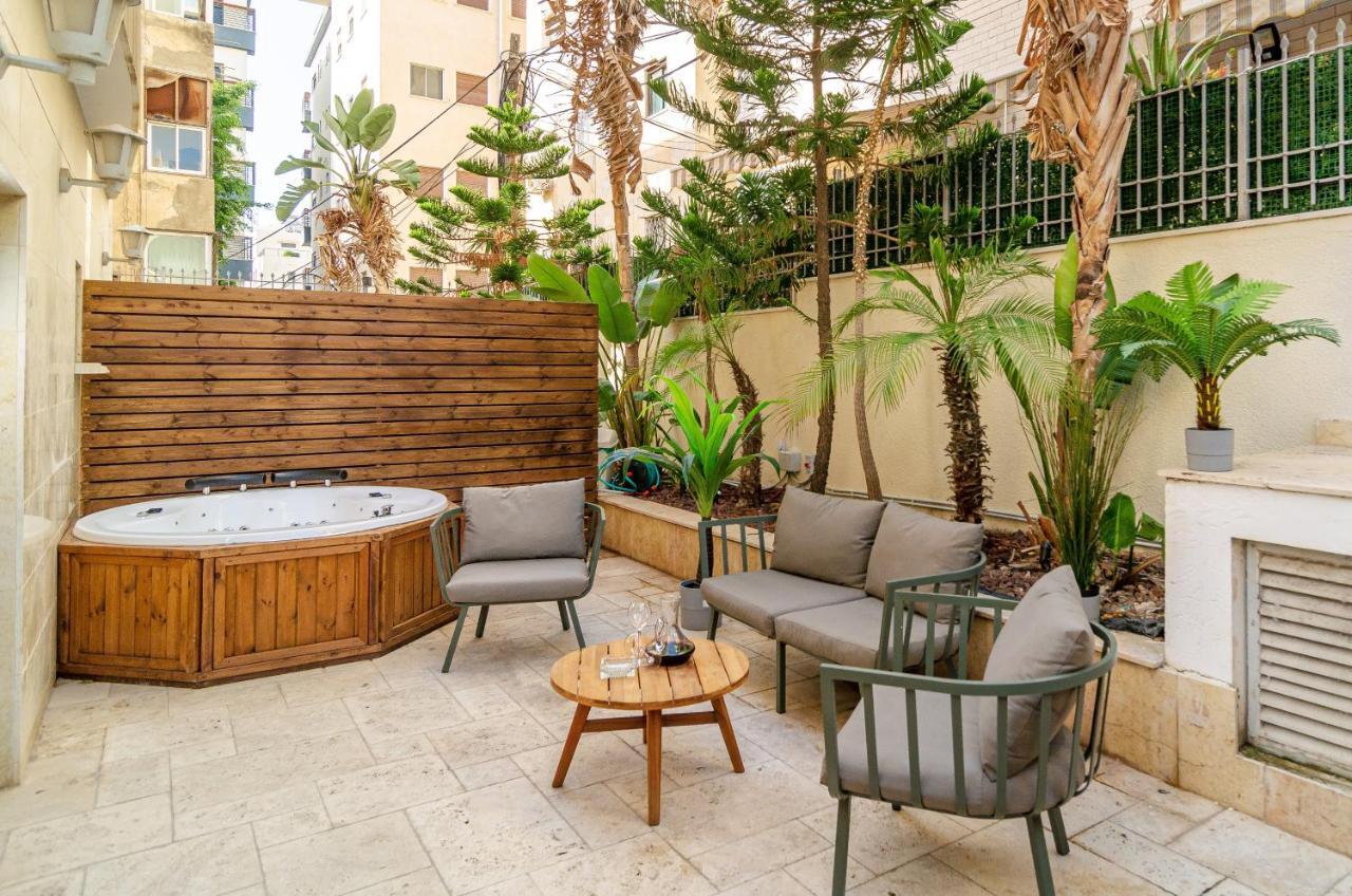 Beer Garden Hotel Tel Aviv Exteriör bild